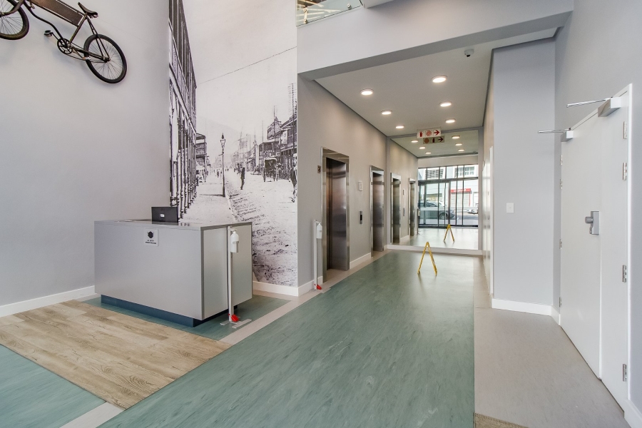 1 Bedroom Property for Sale in Woodstock Western Cape